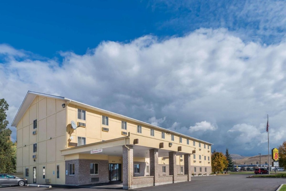 Super 8 by Wyndham Missoula/Reserve St. Image 15